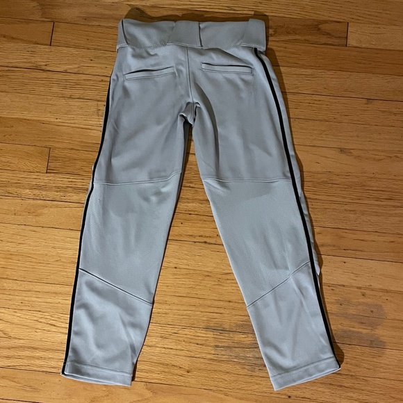 NWOT Nike Boys Vapor Gray Piped Baseball Pants Small - Picture 2 of 3